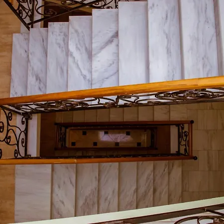 Hotel Aleksion Palace *